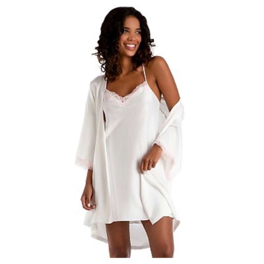 NWOT Mrs. Nightgown and Chemise Set